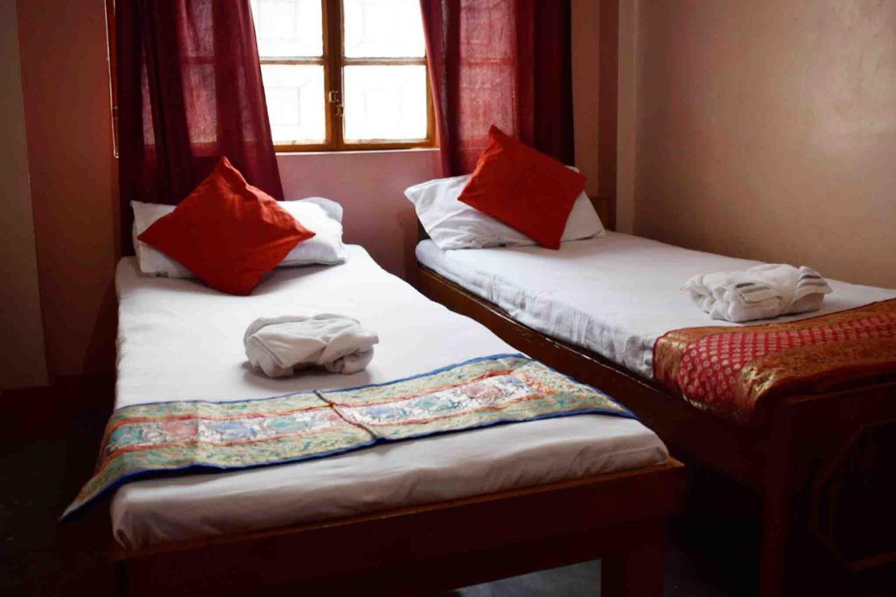 Family Guest House Varanasi Esterno foto
